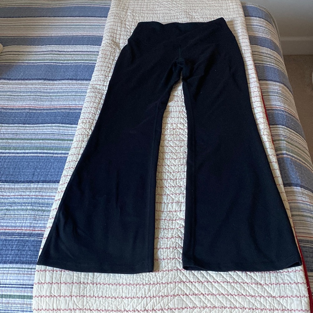 Zella wide leg style leggings